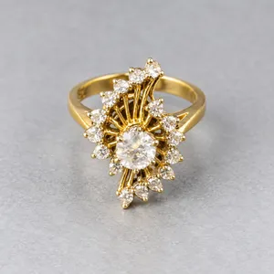 Vintage 18KGE Gold Electroplate Rhinestone Starburst Cluster Cocktail Ring Sz 6 thumbnail 2