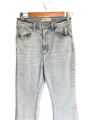 Abercrombie & Fitch - Curve Love High Rise Flare Jeans Light Wash Size 28 thumbnail 5