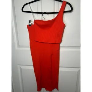 Lulus Orange Ribbed‎ One-Shoulder Two-Piece Midi Dress Skirt Set XS thumbnail 2