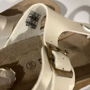 Cushionare Women's White Sandals size 9 thumbnail 5