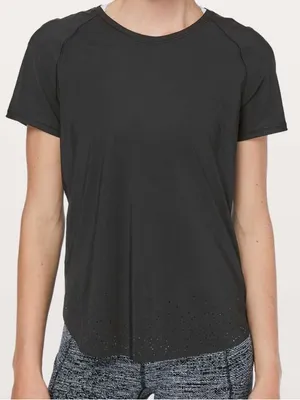 Lululemon Quick Pace Short Sleeve
Black thumbnail 1