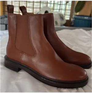 Madewell The Benning Chelsea Brown Leather Boots thumbnail 2
