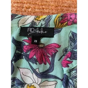 RD + Koko Anthropologie Blue Long Sleeved Teal Floral Printed Top” thumbnail 4