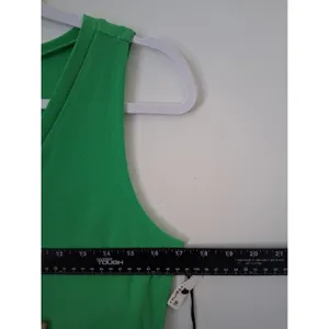 NEW Halogen Green tank top size Small modern tank Nordstrom brand thumbnail 3