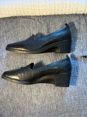 Deer Stags Black Slip-On Comfort Loafers Women’s size 7M thumbnail 4