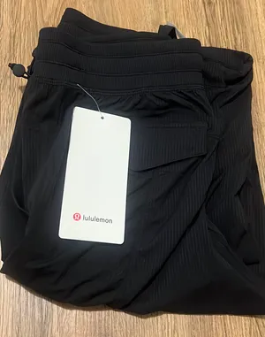Lululemon Dance Studio Relaxed Fit MR Cargo Pant thumbnail 2