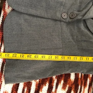 2000s Y2K Gothic Dark Academia Corporate Office Siren Core Fitted Gray Blazer Jacket two button front long sleeve Vintage thumbnail 6