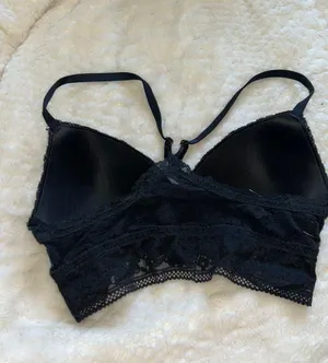 PINK Victoria’s Secret Black Lace Bralette thumbnail 2