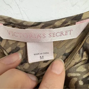 Victoria Secret Brown Animal Print Camisole Tank Top Women’s M Glam Satin Blouse thumbnail 8