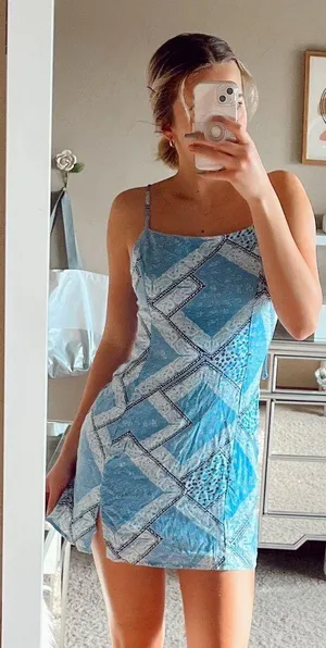 PacSun Keyhole Shift Dress NWOT thumbnail 1