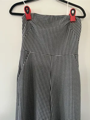 Express Black White Houndstooth Wide Leg Jumpsuit Small Preppy Business Casual thumbnail 2