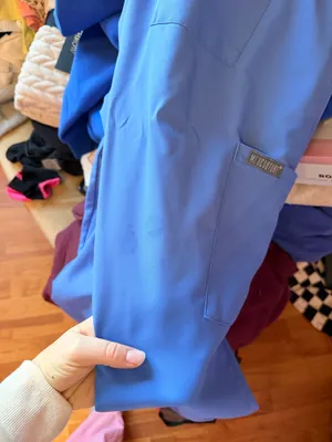 MedCouture Scrubs thumbnail 2