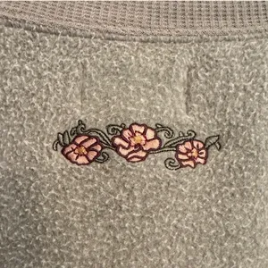 Vintage 90s Express Floral Sweatshirt‎ Fleece Embroidery M Oversized Cottage thumbnail 4