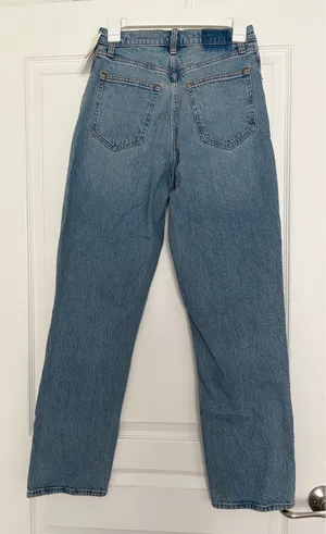Abercrombie Ultra High-Rise Straight Curve Love Jeans 90s thumbnail 3
