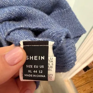 SHEIN Crewneck Pullover Sweater Blue XL Minimalist Casual Everyday Wear thumbnail 2