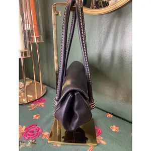 Black Pebbled‎ Shoulder Bag White Contrast Stitching Flap Top Handbag thumbnail 3
