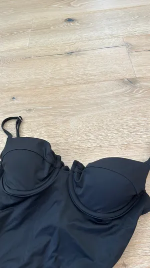 Dippin Daisy’s One-Piece thumbnail 5