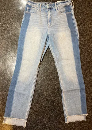 Hollister Jeans thumbnail 2