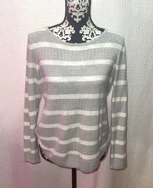 Design 365 women’s sweater thumbnail 1