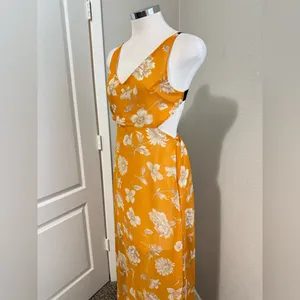 Stone‎ Row Mustard Open Back Floral Maxi Dress Size Small thumbnail 2