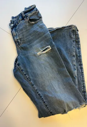 American Eagle Jeans thumbnail 1