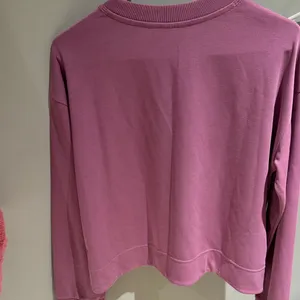 Athleta Mauve Long Sleeve Shirt thumbnail 3