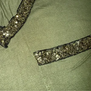 7th Ray Olive Green Sequin Trim Pocket V-Neck Top thumbnail 3