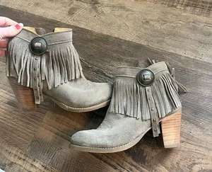Ariat Cowgirl Boots thumbnail 1