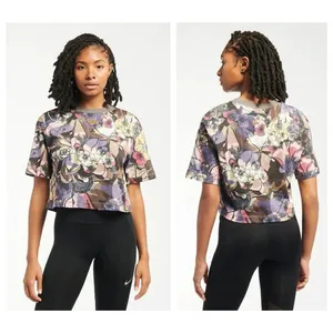 NIKE Femme Patterned Crop Top Size Medium thumbnail 2
