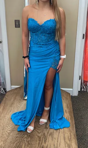 Amarra Prom Dress Blue Size 6 thumbnail 1