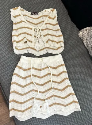 Almost Famous white and beige striped knit set thumbnail 1