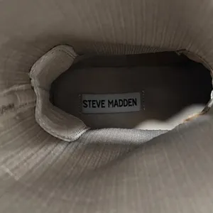 Steve Madden Liberti Lug Sole Boots Tan Suede Platform Chunky Women’s thumbnail 4