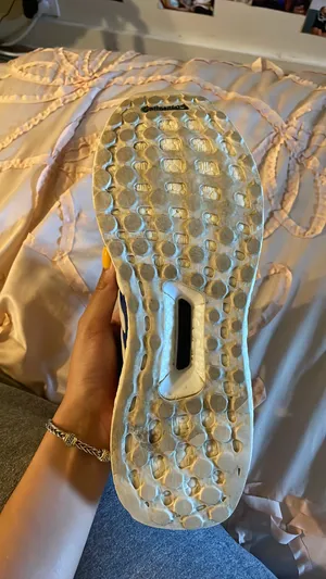 Adidas Ultraboost thumbnail 3