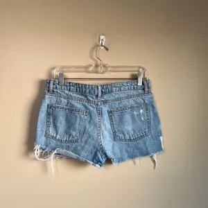 Zara size‎ 6 denim shorts thumbnail 3