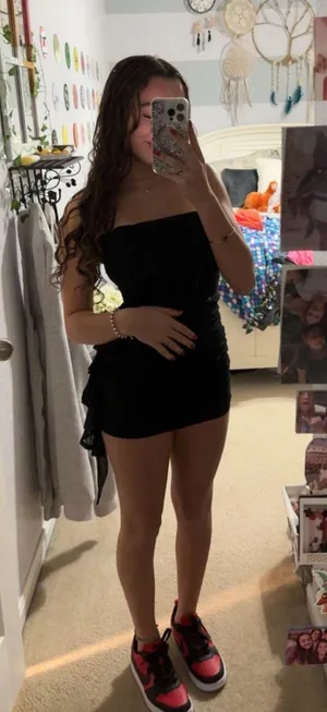 Windsor black hoco dress thumbnail 3