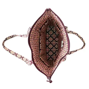 Vera Bradley Burgundy Tote Bag Quilted Cotton Large Shoulder Bag Retired 2006 thumbnail 8