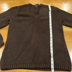 LANDS’ End vneck brown sweater size small (6-8). thumbnail 4