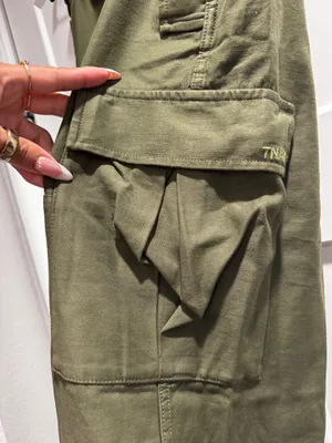 Aritzia TNA Supply Cargo Pants thumbnail 3
