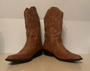 ETC Brown Heeled Boots size 10 thumbnail 1