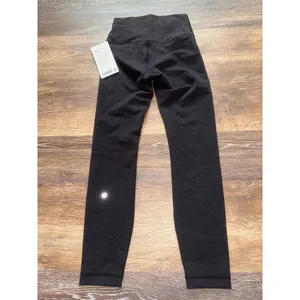 Lululemon Wunder Train High Rise 25” Black Size 4 NWT thumbnail 3