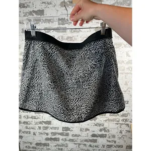 Nike | women golf black and white mini skirt with undershorts thumbnail 8