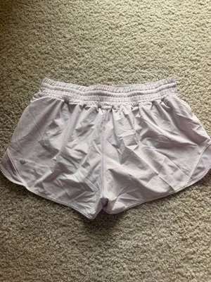 Lululemon 2.5" Hotty Hot thumbnail 2