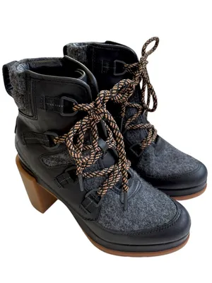 Like New Sorel Blake Lace-Up Heeled Boots Black Grey Size 6.5 thumbnail 2