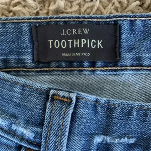 J.Crew Toothpick ankle size 31 distressed blue jeans W34xL28.5 thumbnail 2