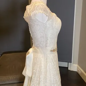 Women’s Wedding Dress V-Neck A-Line Cap Sleeve Lace over Satin Ivory Size 2 NWT thumbnail 9