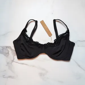 NWT Skims Fits Everybody Lace Unlined Scoop Bra thumbnail 2