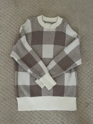Abercrombie Sweater thumbnail 1