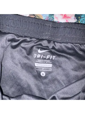 Nike Dri-FIT Running Athletic Shorts Woman’s Size Small Black and Red With Liner thumbnail 3