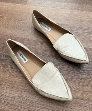 Steve Madden Croc Embossed Pointed Toe Slip-on Loafer Flats thumbnail 1