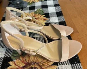 Michael Kors sandals tan patent leather thumbnail 1